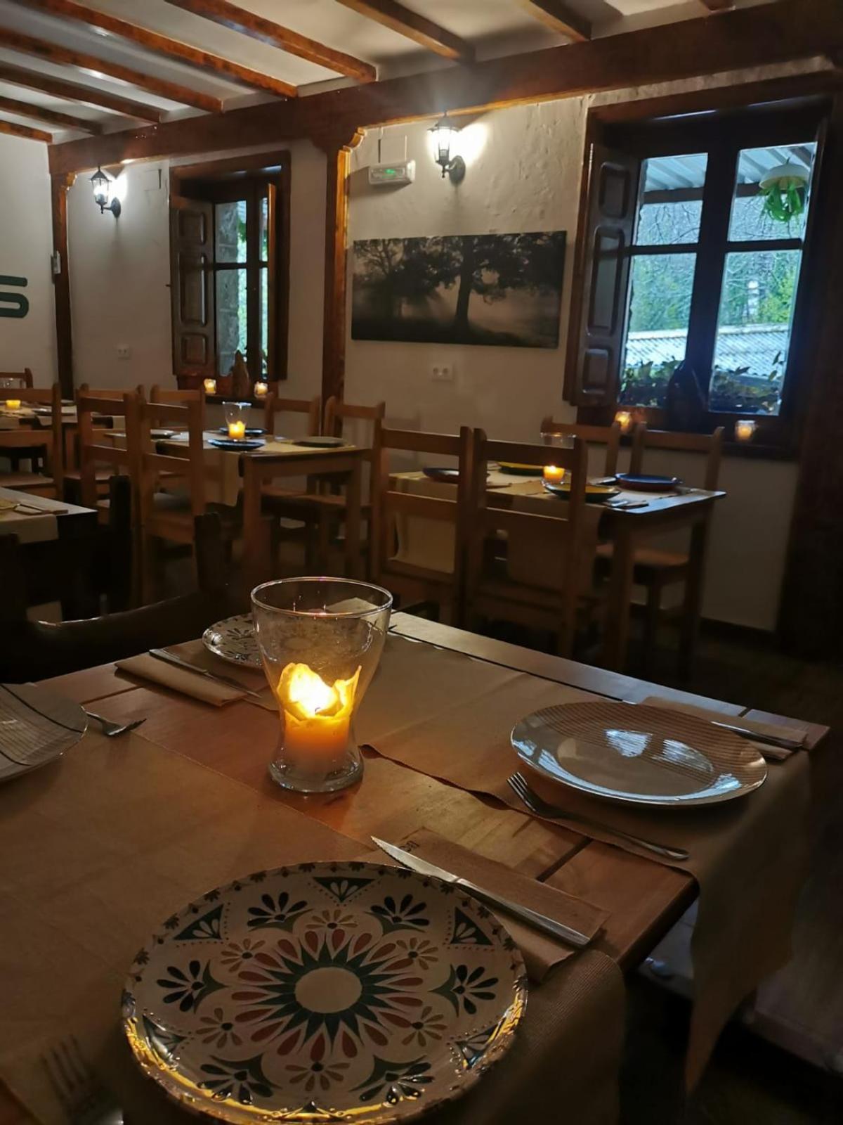 Hostal Cielo De Gredos Guisando Eksteriør billede